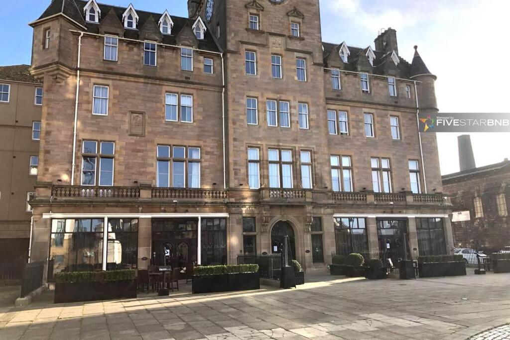 Ferienwohnung Waterfront Living In Leith With Free Parking! Edinburgh Exterior foto